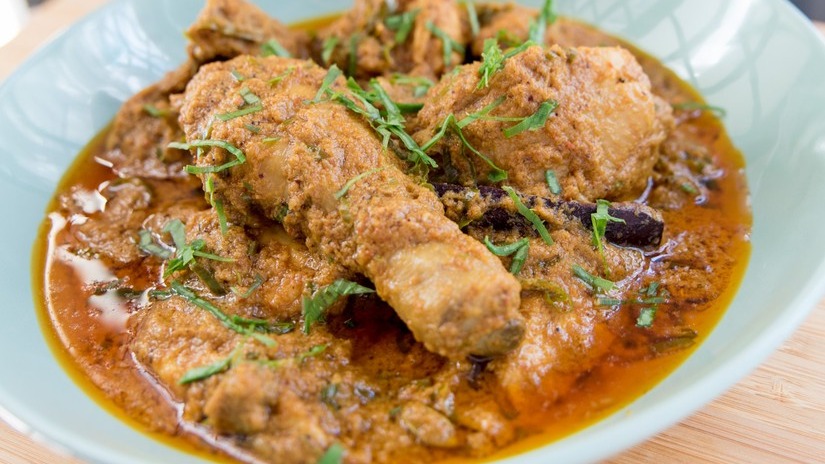 Rendang ayam menjadi masakan rumahan yang bikin kangen | rasa rendang ayam jadi unik dan lezat bikin ngiler