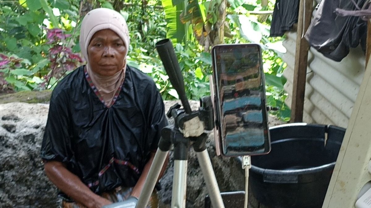 Kasus Tiktoker 'Mbah Mpok': Eksploitasi Lansia demi Konten dan Cermin Degradasi Moral Digita